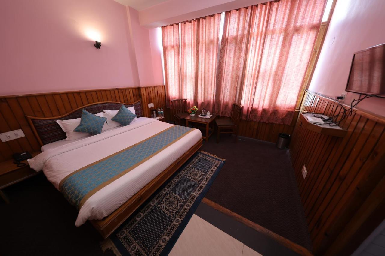 Hotel Yak Manāli Exterior foto